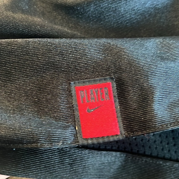 Vintage y2k Nike Play On Center Swoosh Reversible Basketball Jersey Black Red XL - Picture 2 of 9